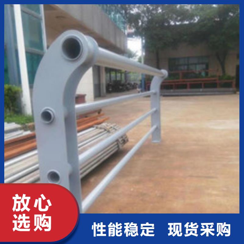 防撞護欄金屬梁柱式防撞欄桿嚴謹工藝