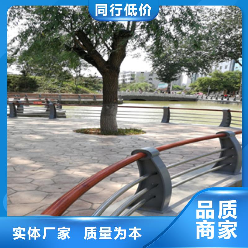 橋梁防撞護(hù)欄_天橋欄桿廠家擁有先進(jìn)的設(shè)備