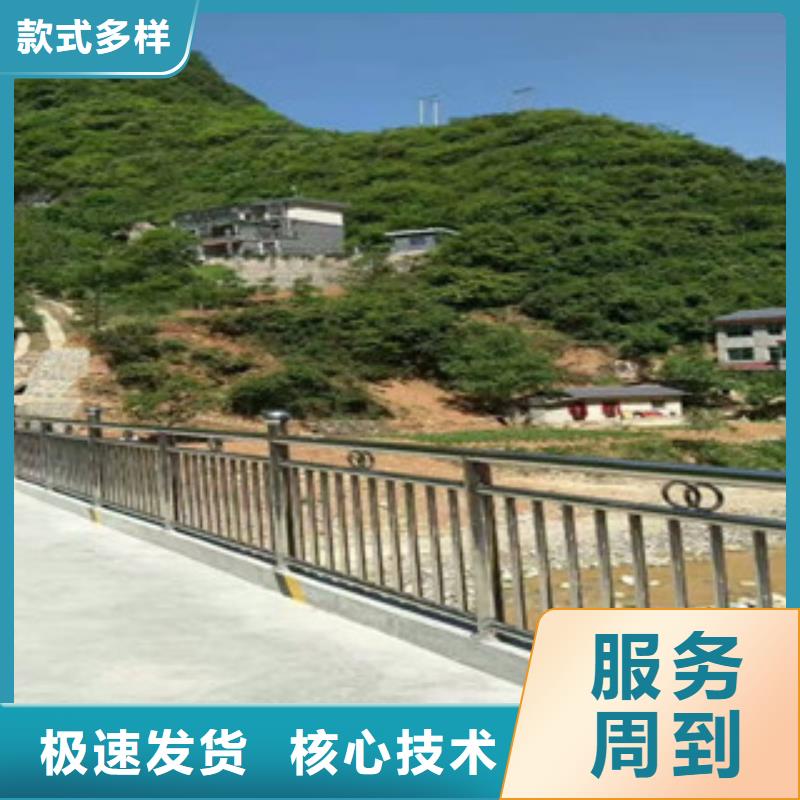 桥梁防撞护栏_天桥栏杆厂家拥有先进的设备