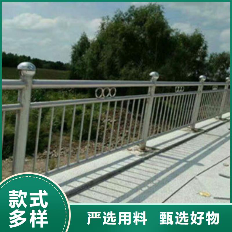 防撞燈光護(hù)欄買(mǎi)的放心找立朋金屬護(hù)欄