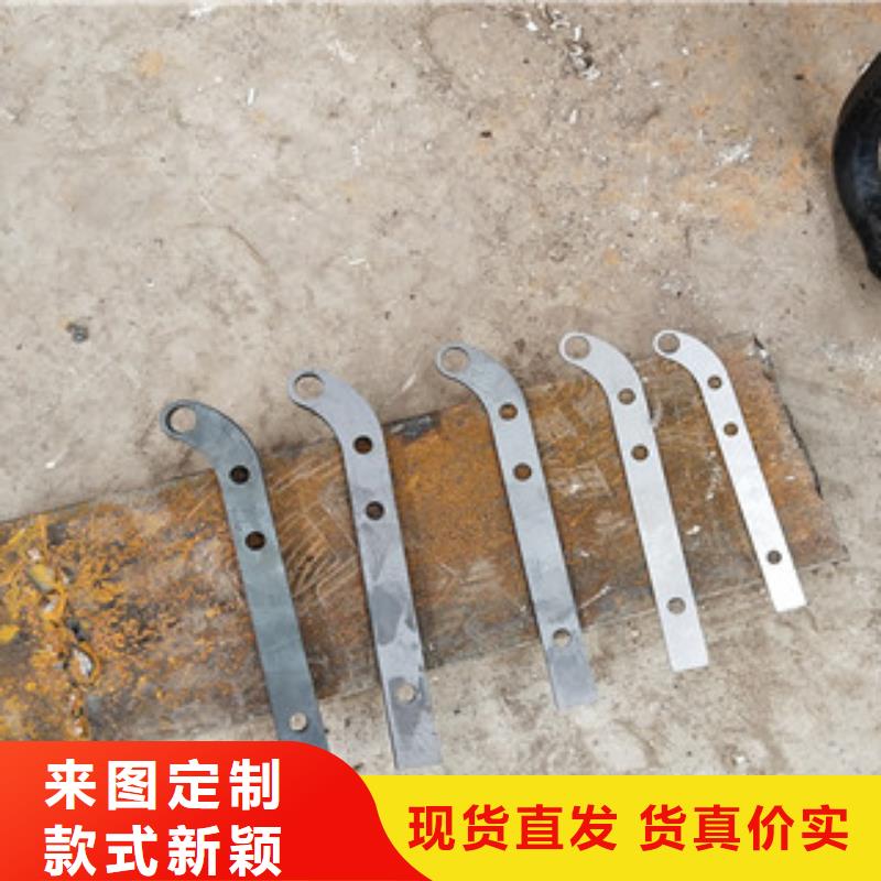 橋梁護(hù)欄道路護(hù)欄廠家現(xiàn)貨批發(fā)