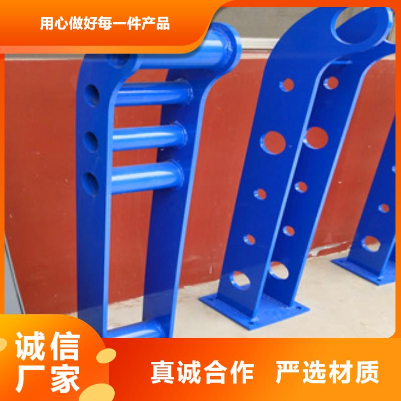 橋梁護欄q235b波形護欄板質(zhì)檢合格發(fā)貨