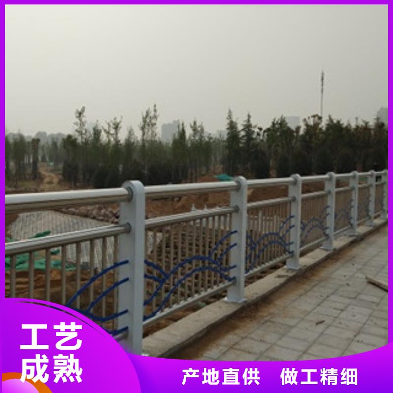 不銹鋼復合管護欄防撞立柱支持大小批量采購