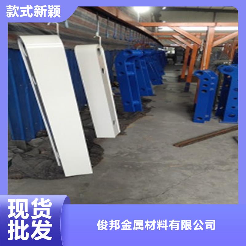 新型橋梁景觀護欄外形美觀