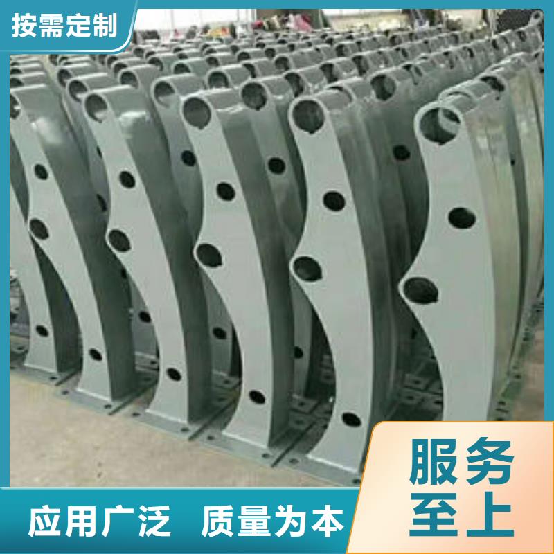 道路護(hù)欄,不銹鋼橋梁護(hù)欄廠家直接面向客戶