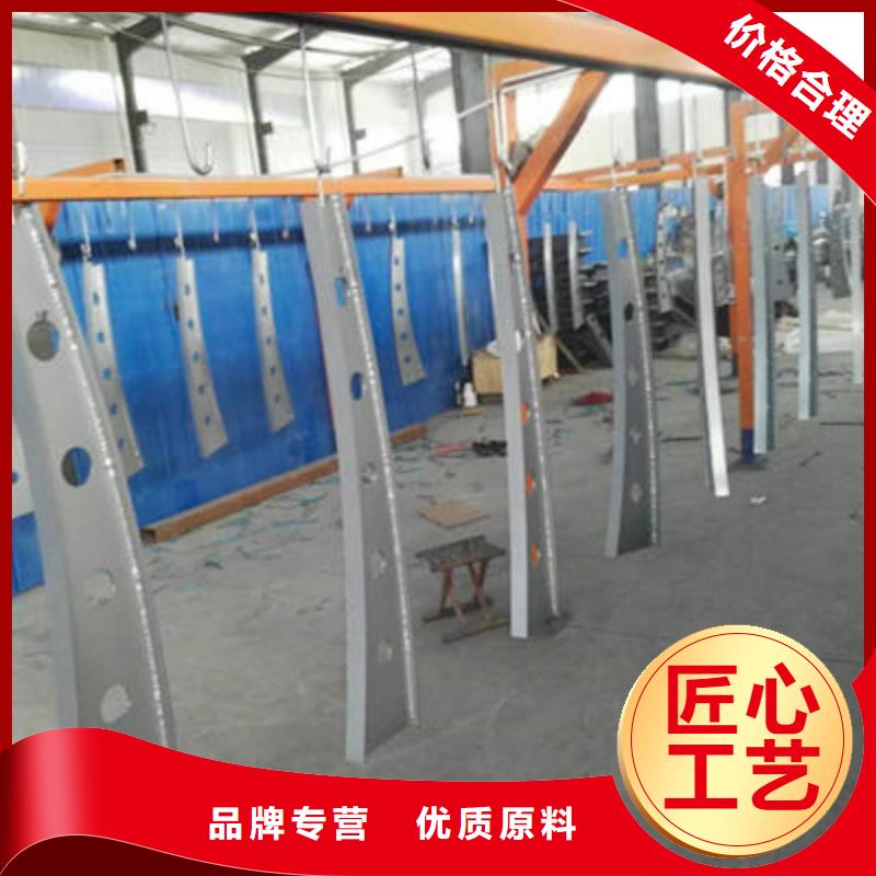 公路護欄市政道路防護欄加工定制