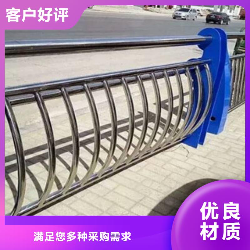 景觀木紋護欄,不銹鋼復合管護欄品質無所畏懼