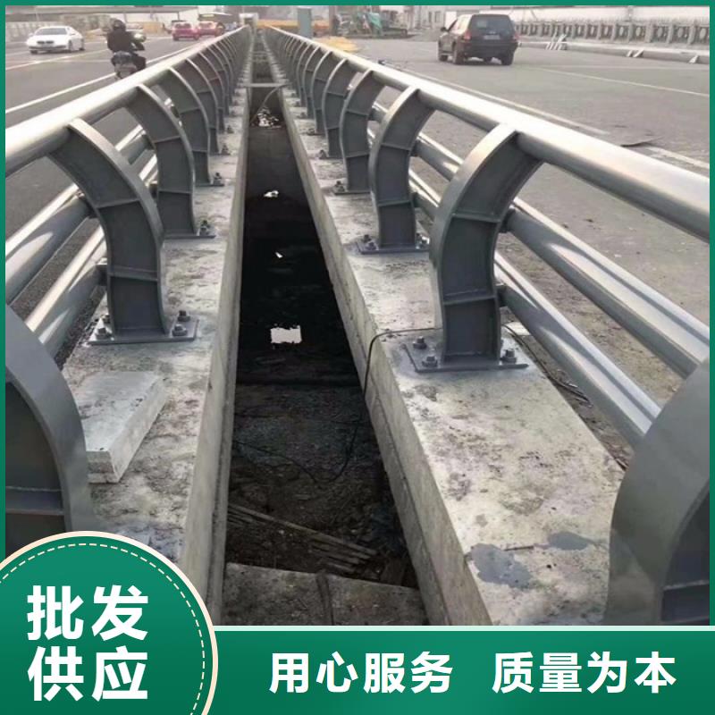 不锈钢复合管公路护栏价格