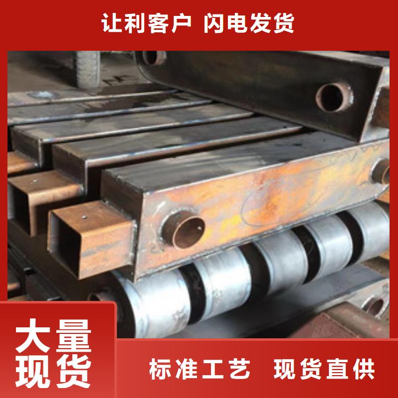立柱不銹鋼復合管橋梁防撞護欄性能穩定