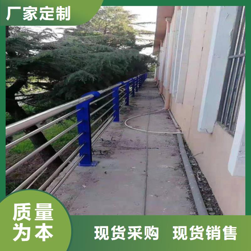 內襯不銹鋼管是不是鋼塑復合管【lcbqbxg】橋梁防撞護欄