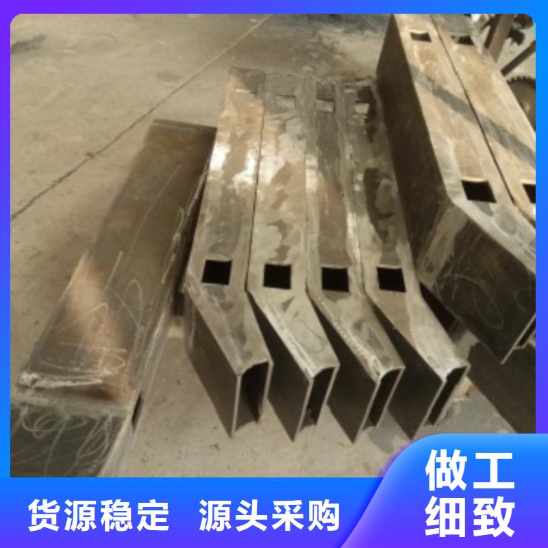 公路隔離護欄現貨銷售