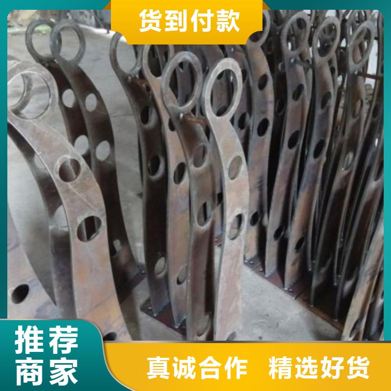 河道防護(hù)不銹鋼欄桿生產(chǎn)銷售