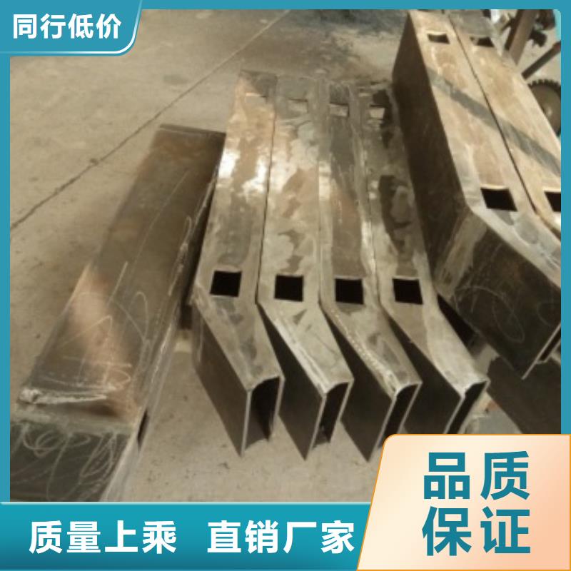 不銹鋼碳素鋼復(fù)合管欄桿價格合理