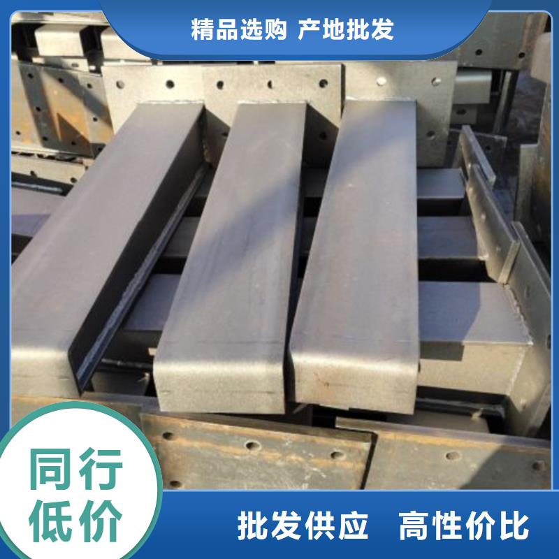 不銹鋼復合管道路護欄質量可靠