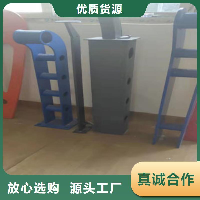 橋梁護(hù)欄LED防護(hù)欄桿質(zhì)量可靠