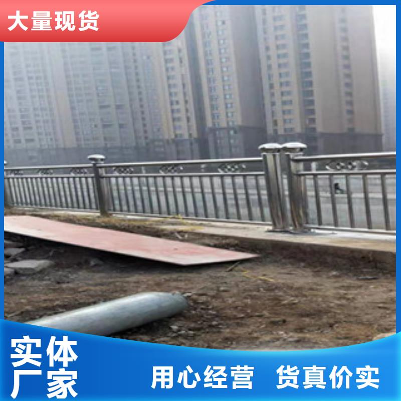 橋梁防撞護欄產品多樣