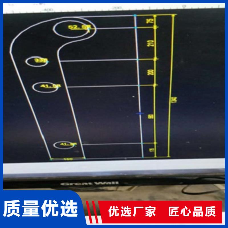 景觀橋梁護欄201不銹鋼復(fù)合管多年經(jīng)驗值得信賴
