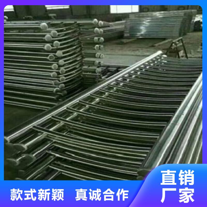 景區(qū)木棧道拉索護(hù)欄經(jīng)久耐用