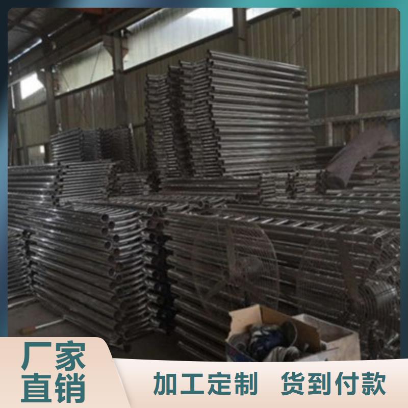 【橋梁燈光防撞護欄】,河堤防撞護欄為品質(zhì)而生產(chǎn)