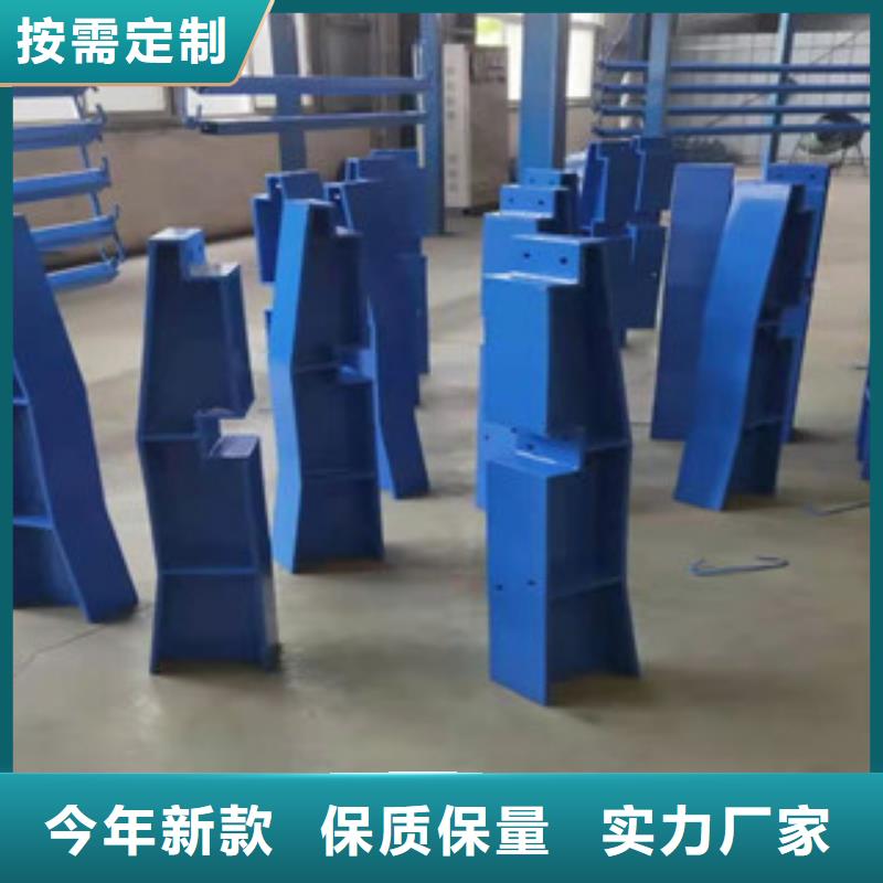 渤萊特生產鋼防撞護欄噴漆