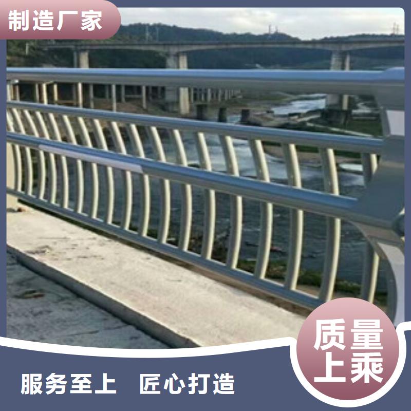 不銹鋼立柱現場安裝