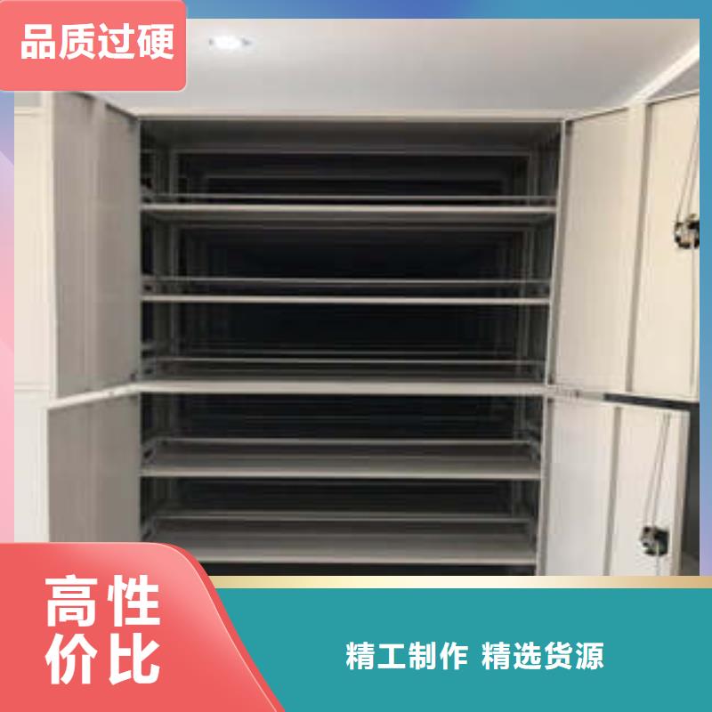 密集書架真誠(chéng)的服務(wù)