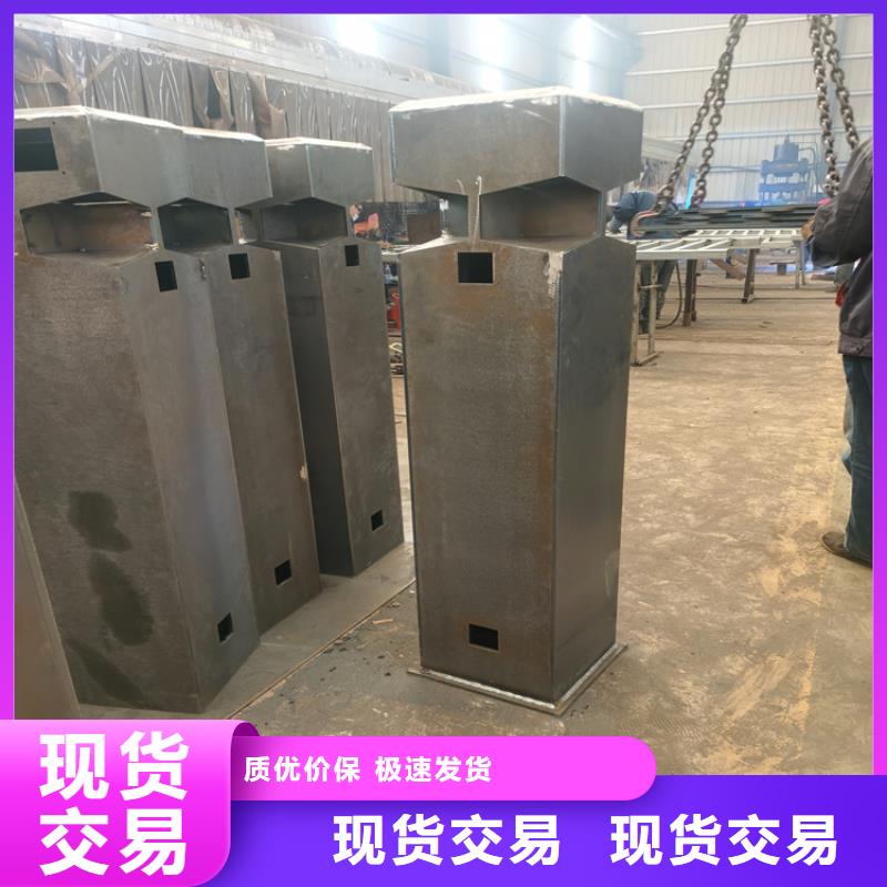 維吾爾自治區304復合管河道防撞護欄展鴻護欄精益求精