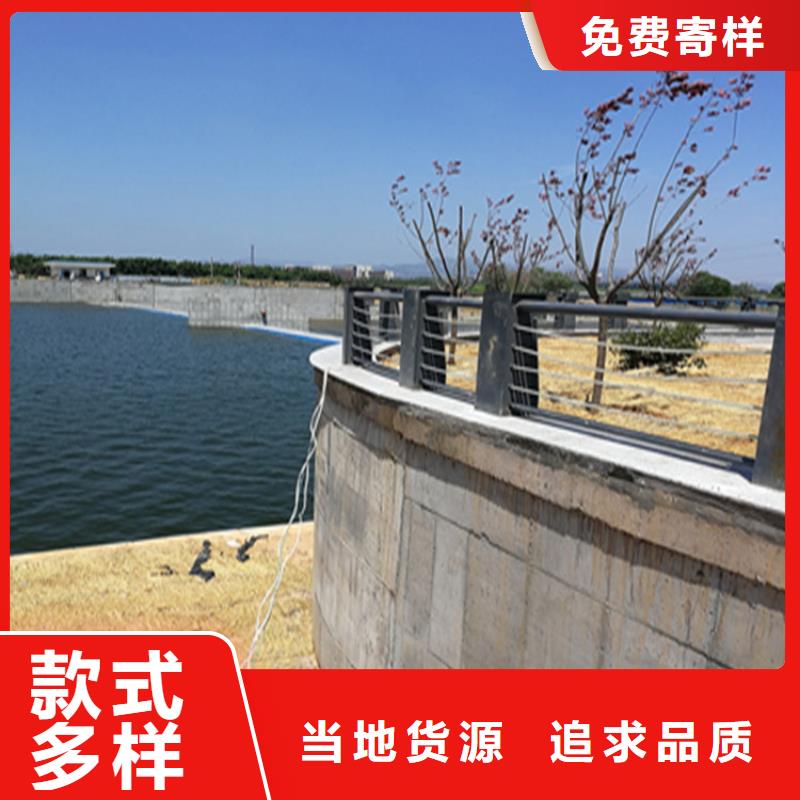 方管噴塑防撞護(hù)欄產(chǎn)品自潔性能良好