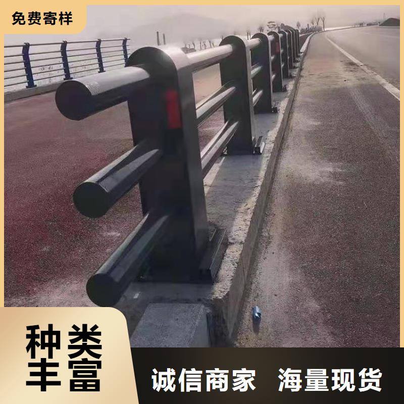 鐵管噴塑橋梁防撞護欄展鴻護欄庫存充足