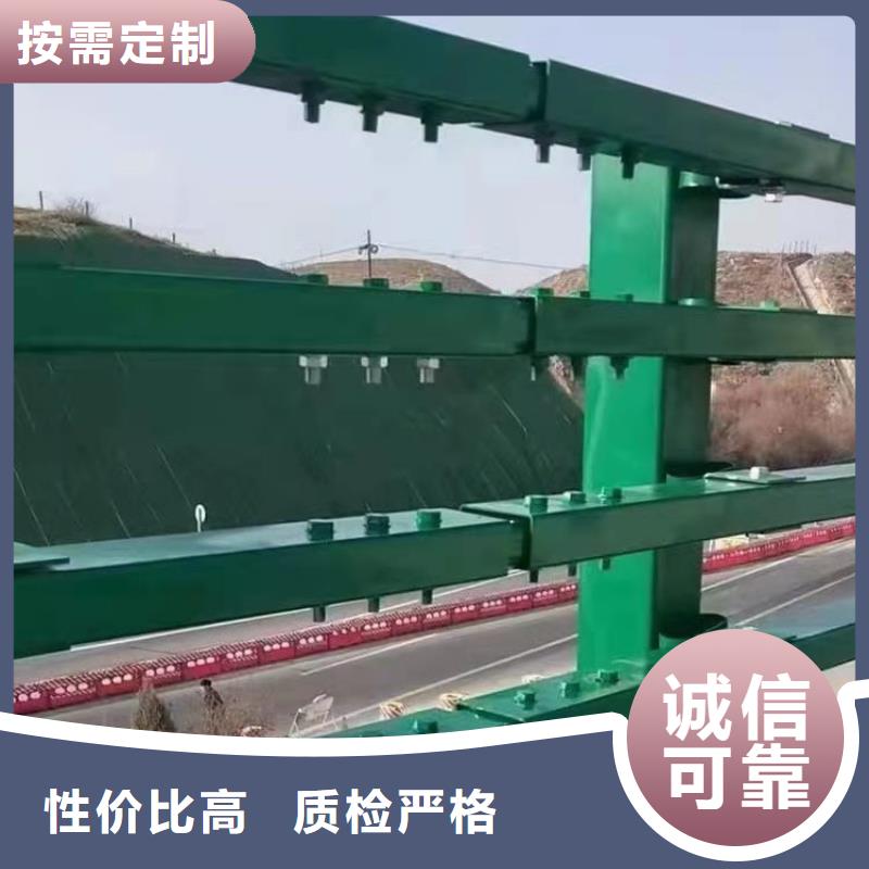 木紋轉(zhuǎn)印景觀欄桿展鴻護欄廠家直發(fā)