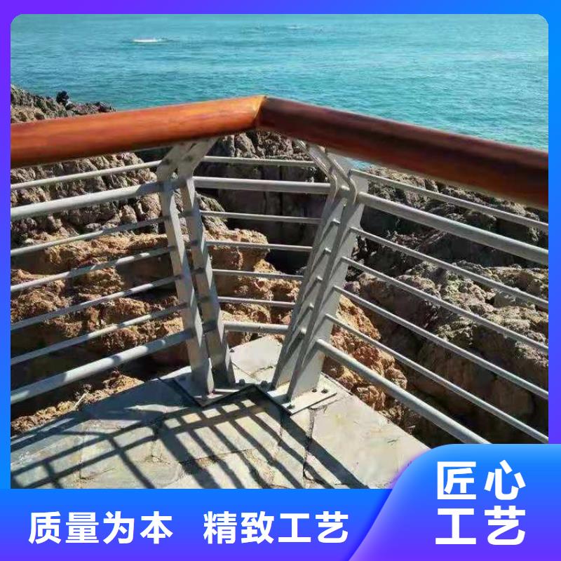 橢圓管噴塑防撞護欄認準展鴻護欄廠家