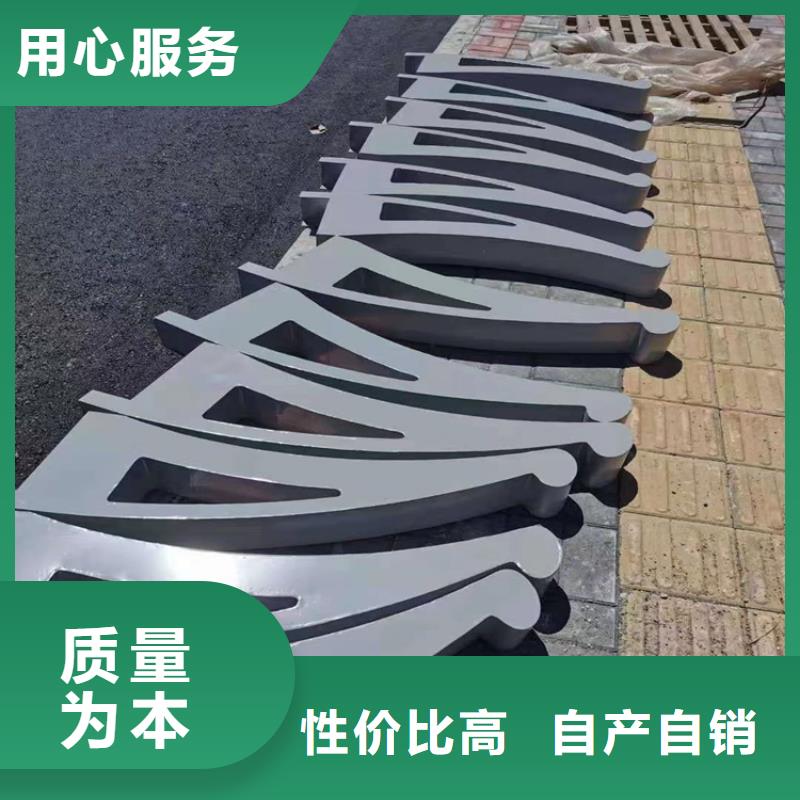 Q235橋梁防撞護(hù)欄展鴻護(hù)欄廠家長(zhǎng)期承接