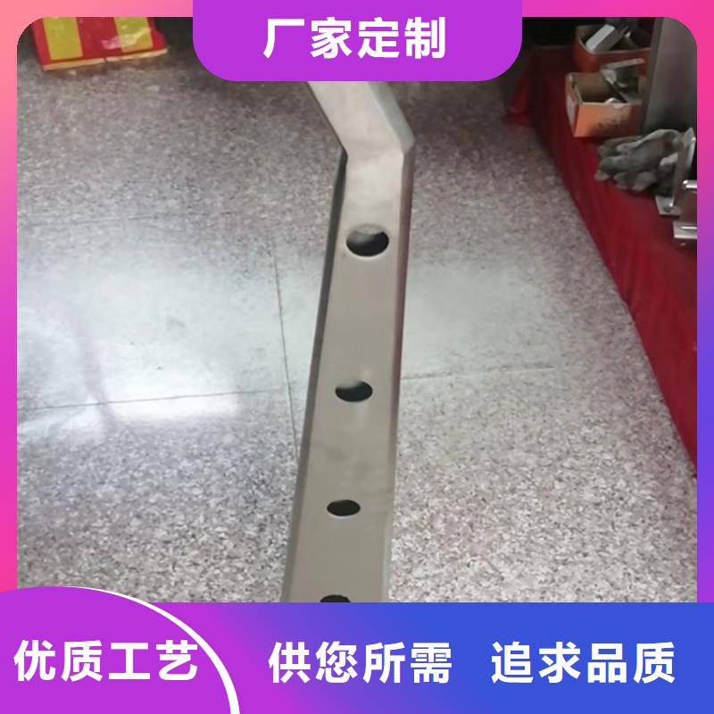 大口徑圓管防撞護(hù)欄耐磨耐腐蝕