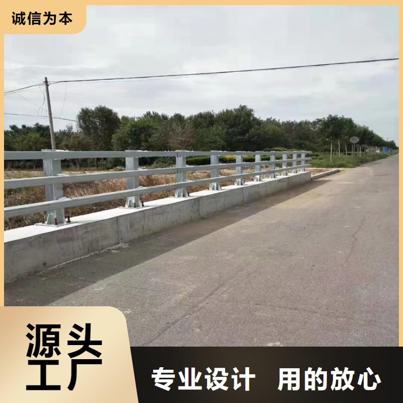 方管靜電噴塑防撞護(hù)欄表面光滑美觀