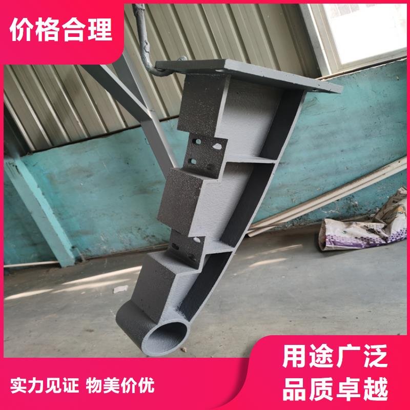 鋼結構橋梁防撞護欄具有良好的自潔性