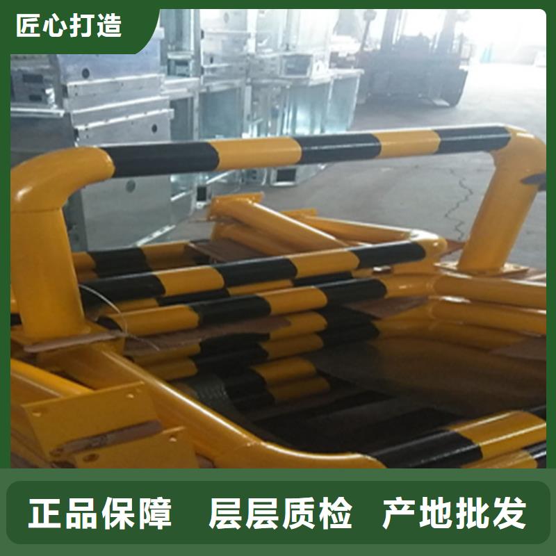 【熱鍍鋅橋梁護欄】不銹鋼復合管廠家追求細節品質