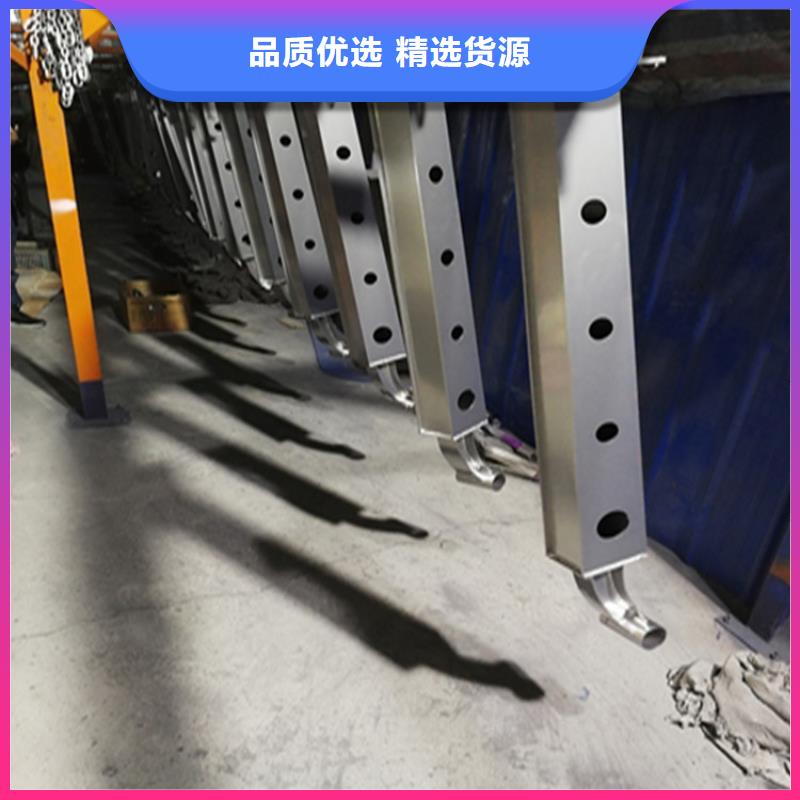 熱鍍鋅橋梁護(hù)欄景觀燈光護(hù)欄質(zhì)檢合格發(fā)貨