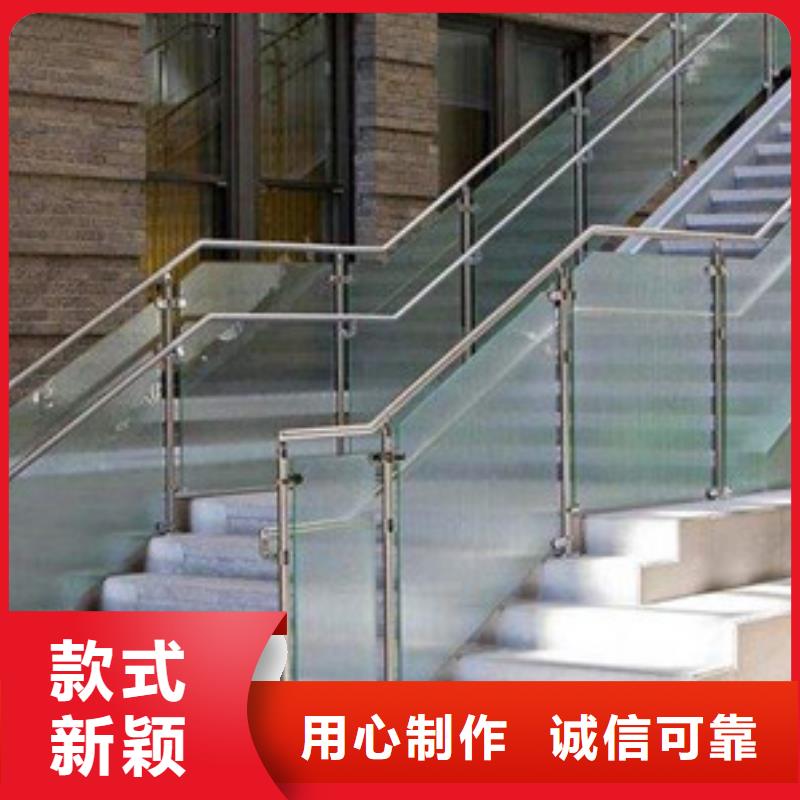 鋼板護欄、燈光護欄價格詳情