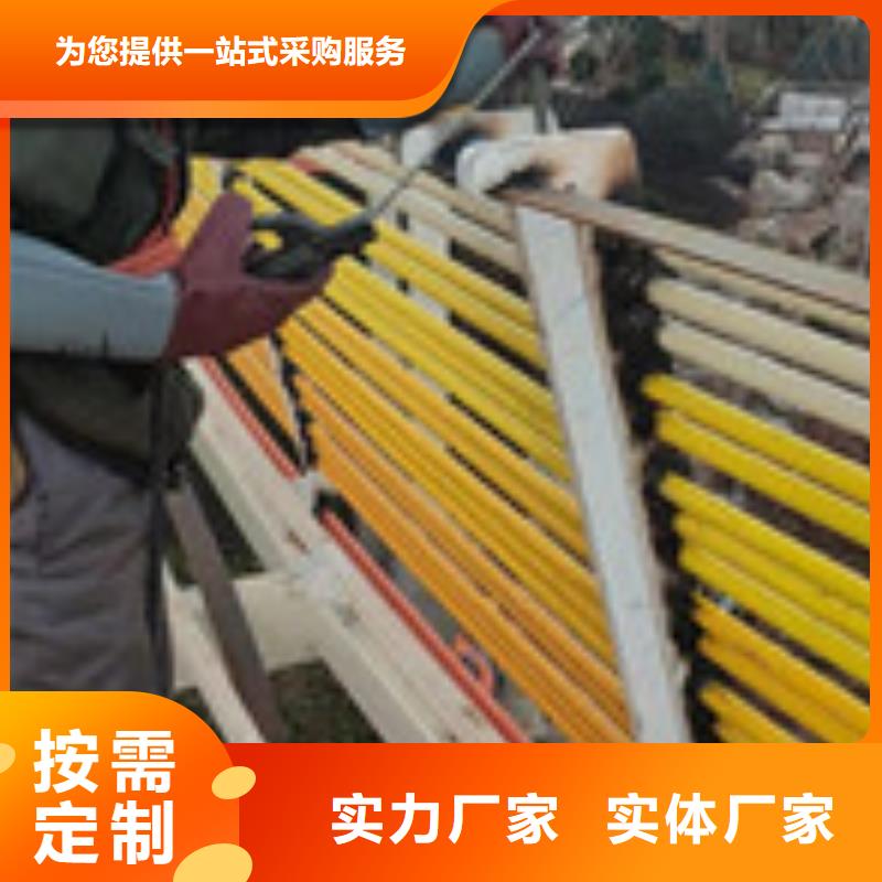 鋼板護(hù)欄大量訂做