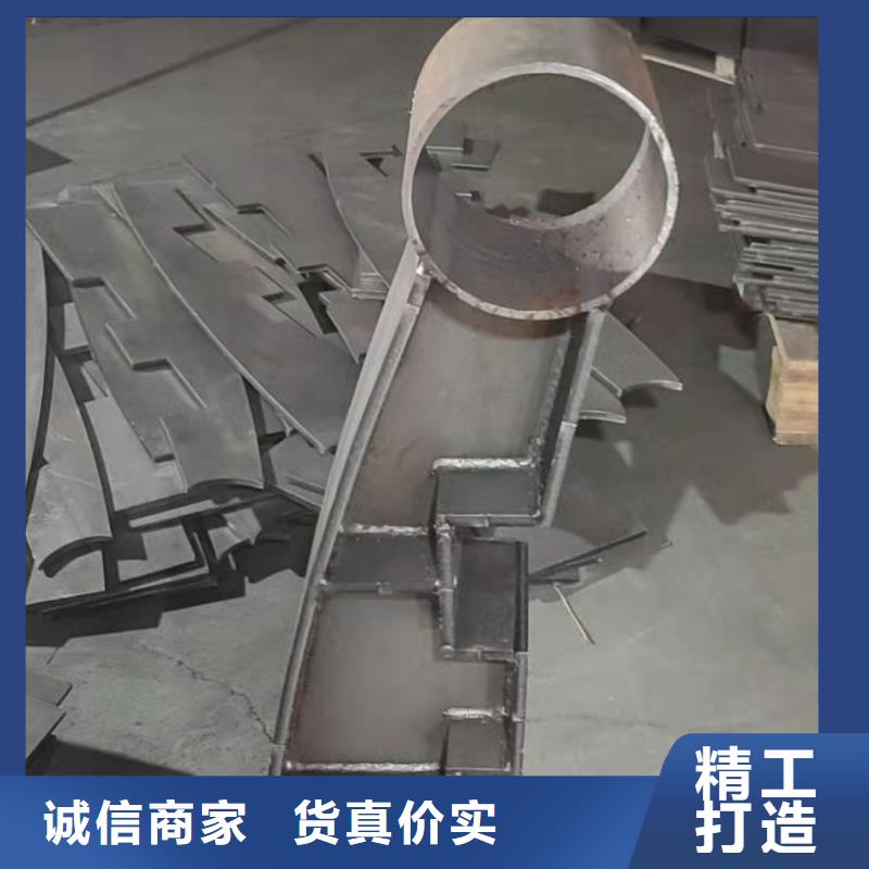護(hù)欄鋼板立柱大量訂做