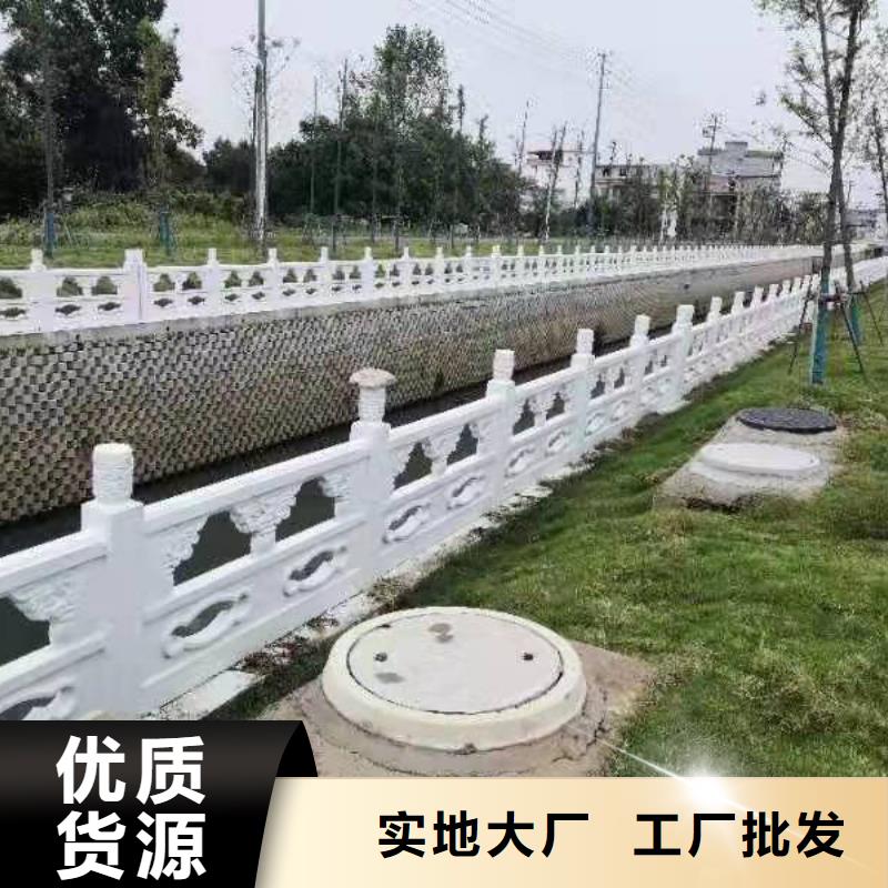 求购Led灯光护栏立柱防撞护栏多少钱一米