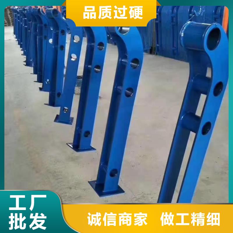 不銹鋼橋梁燈光護(hù)欄生產(chǎn)廠家價低同行