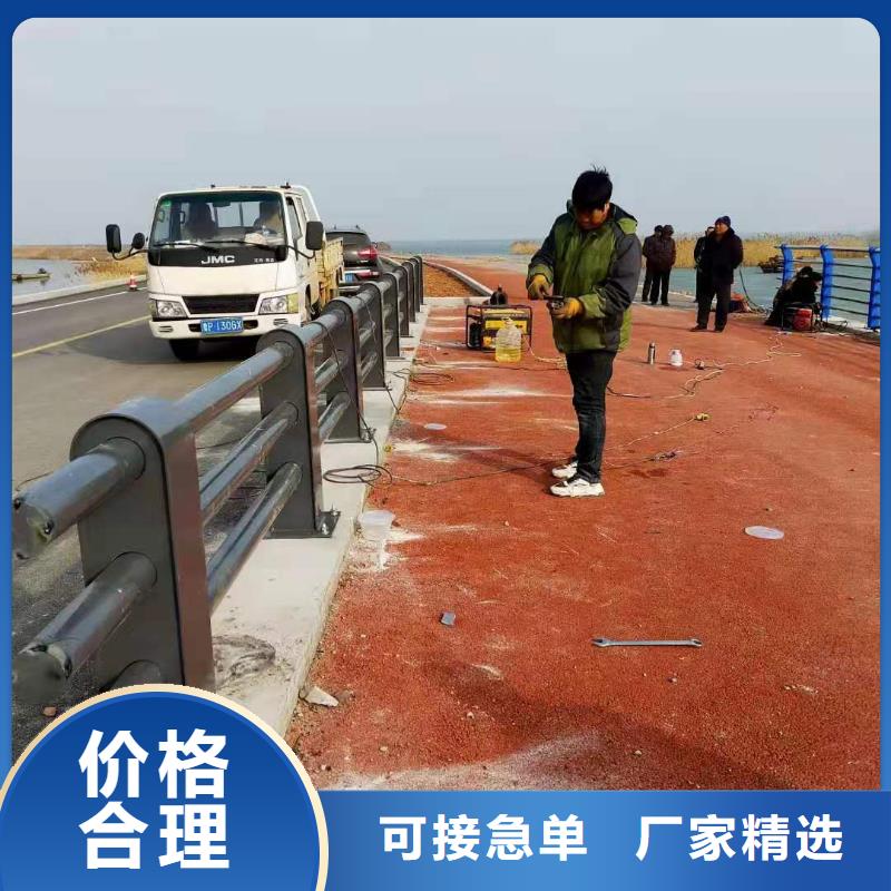 燈光護(hù)欄多少錢一米廠家現(xiàn)貨