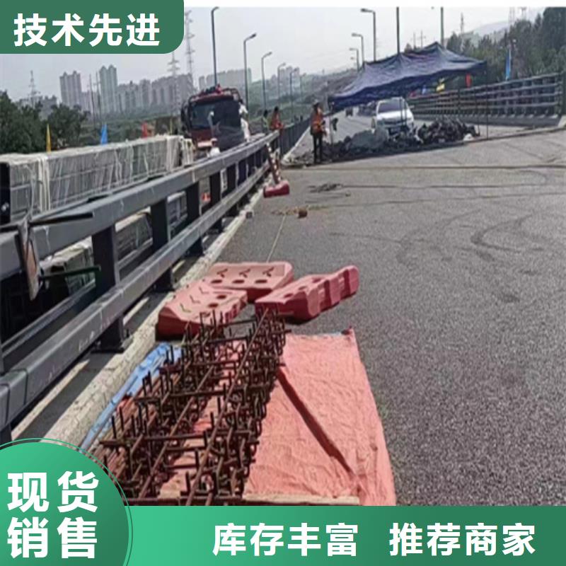 Q355B碳鋼護(hù)欄規(guī)格齊全
