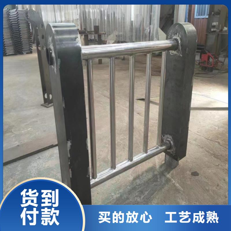 不銹鋼復合管護欄制作多少錢種類