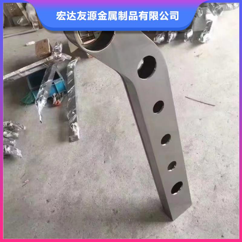 Q355B防撞護(hù)欄現(xiàn)貨銷(xiāo)售及時(shí)發(fā)貨