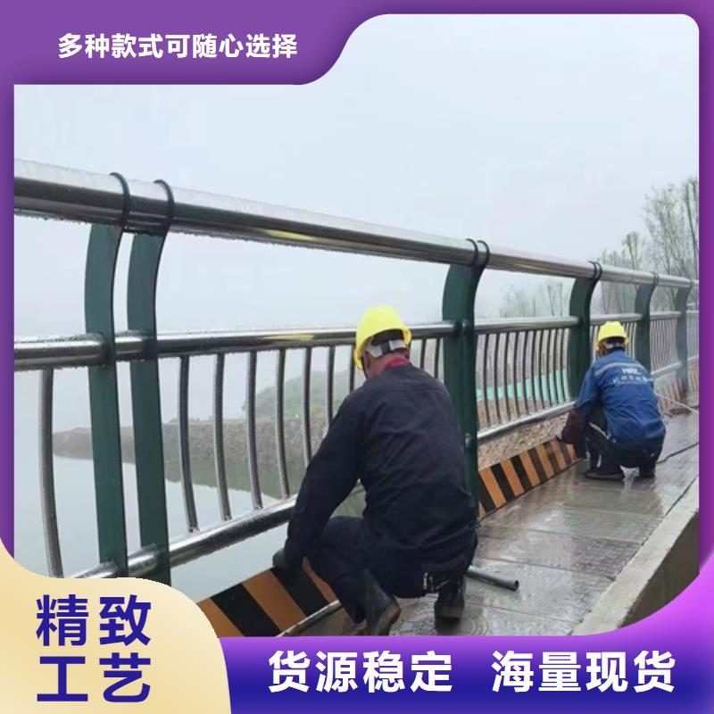 Q355B防撞道路護欄廠家低價銷售