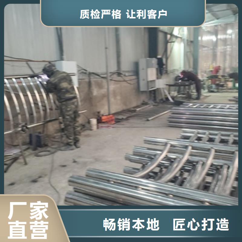 Q355B防撞道路護(hù)欄發(fā)貨快