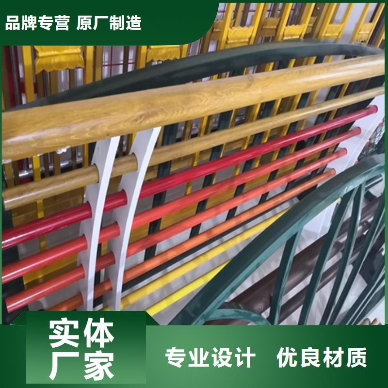 國標鍍鋅噴塑高速公路專用防撞護欄工廠