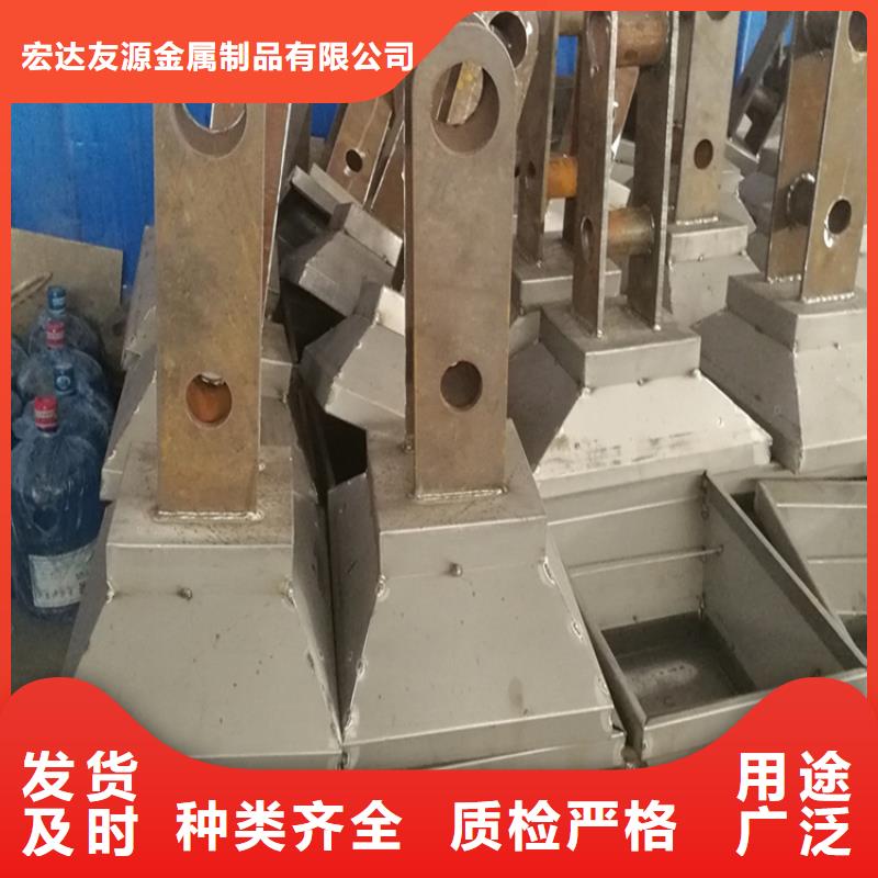 專業銷售防撞護欄立柱生產廠家-熱銷